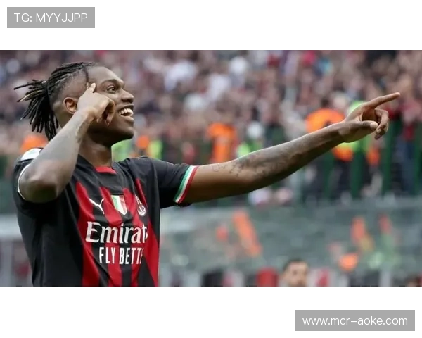 巴西边锋莱奥-佩雷拉受多支中超球队追逐，转会费或达800万