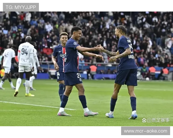 巴黎3-0里尔战术解析,登贝莱位置灵活性关键