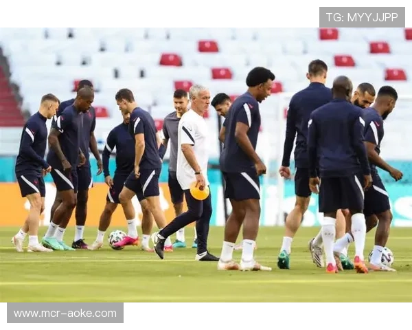 “奥格斯堡vs科隆:保级关键六分战一触即发”