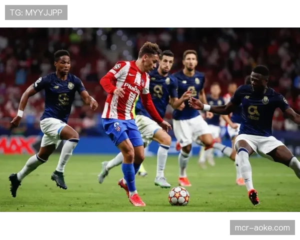 欧冠：十人马竞主场0-0逼平巴萨，菲利克斯面对旧主中柱